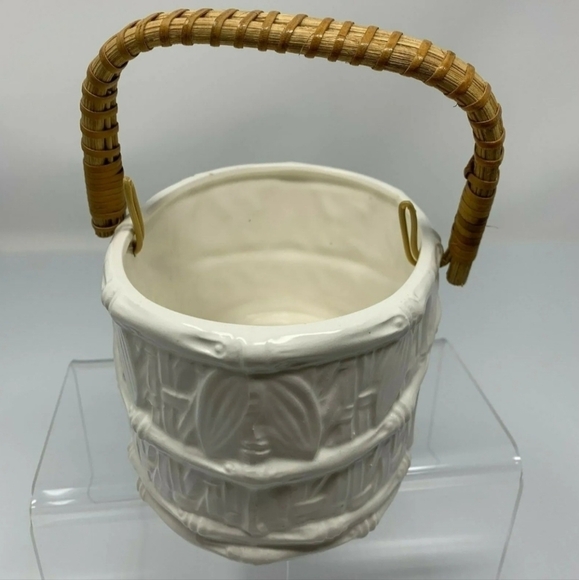 Planter Ceramic Basket Bamboo Design Wicker Handle Vintage Japan White Catchall - Picture 3 of 9